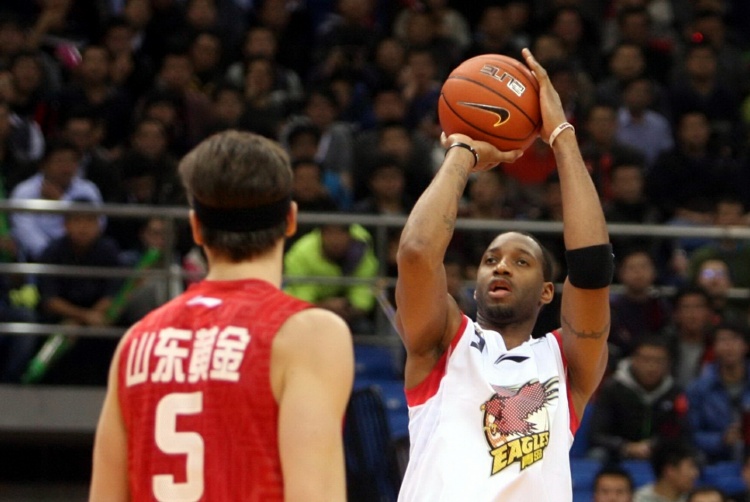 开云网站-麦迪：当我宣布去打CBA时票马上卖光了 我入场就像披头士