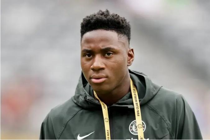 开云网站-TA：切尔西担心埃苏戈至少缺阵12周，可能明年才能复出