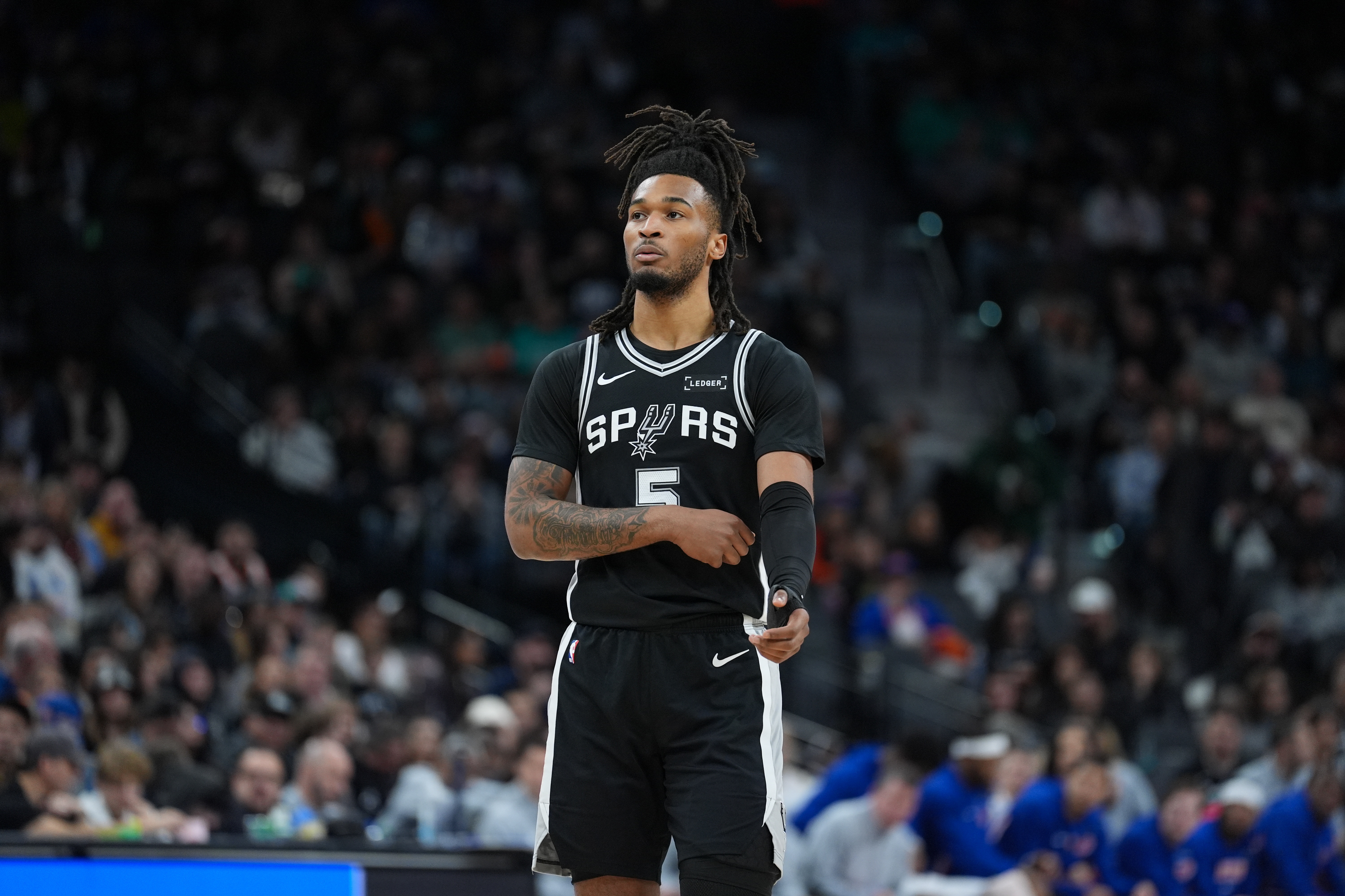 开云下载-米奇·约翰逊：我们对卡斯尔寄予厚望 我们会继续帮他成长