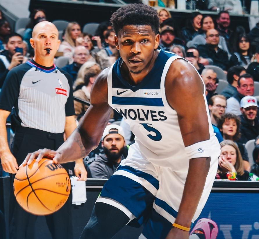 开云线上入口-努尔基奇三双乔治爆砍43分，华子38+8+3难救主，爵士复仇森林狼