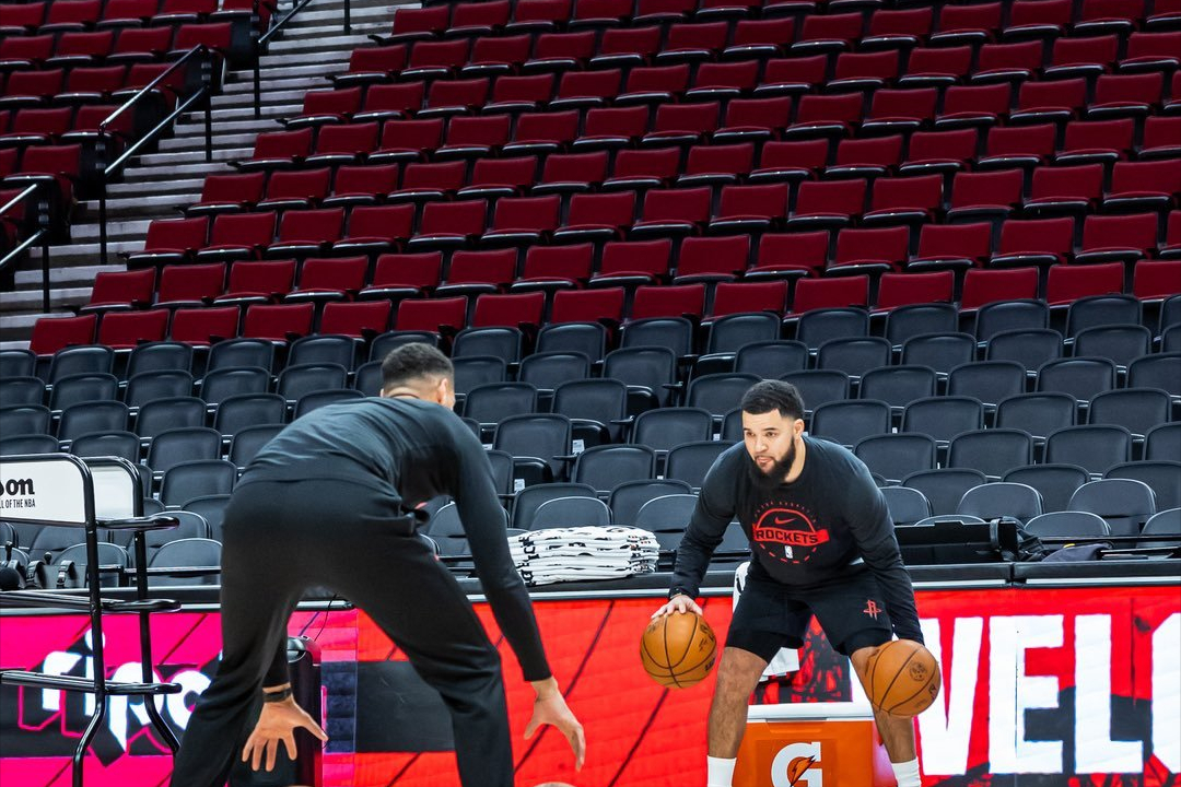 开云线上入口-14个选秀权，还有多个可被交易球员！交易截止日前火箭会有动作吗