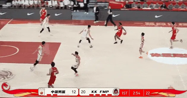 开云线上入口-中国男篮轮换阵容三分钟不得分，目前已经12-23落后对手